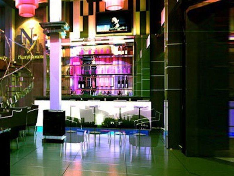 Nana Hotel Bangkok Exterior photo